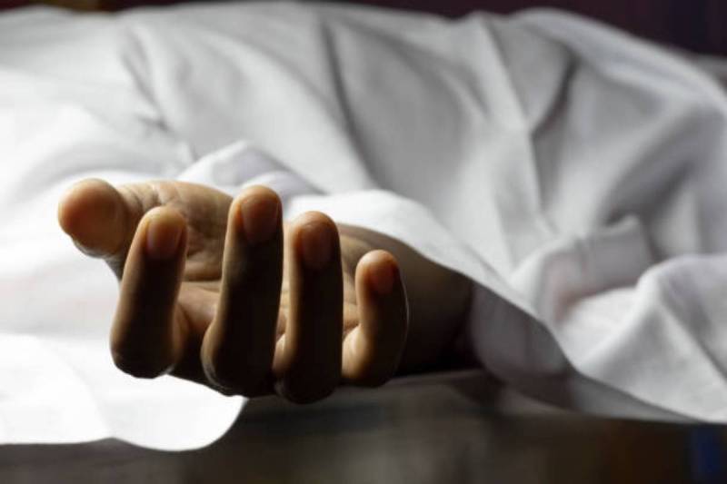 Teenage boy commits suicide in Faisalabad over love marriage row 