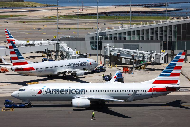 American Airlines flights resume following Christmas eve ground stop