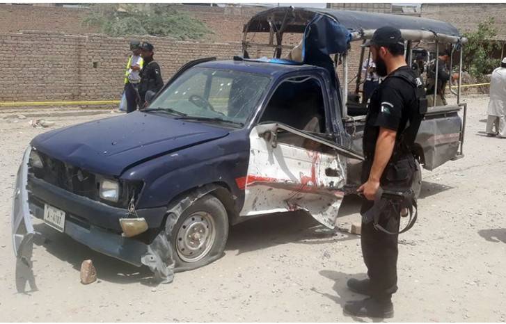 Terrorists attack police mobile van in Bannu