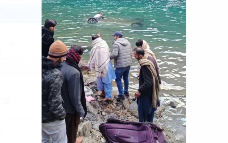 Four people die after jeep plunges into River Neelum