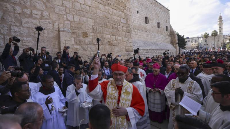 War casts shadow over Christmas celebrations in Bethlehem