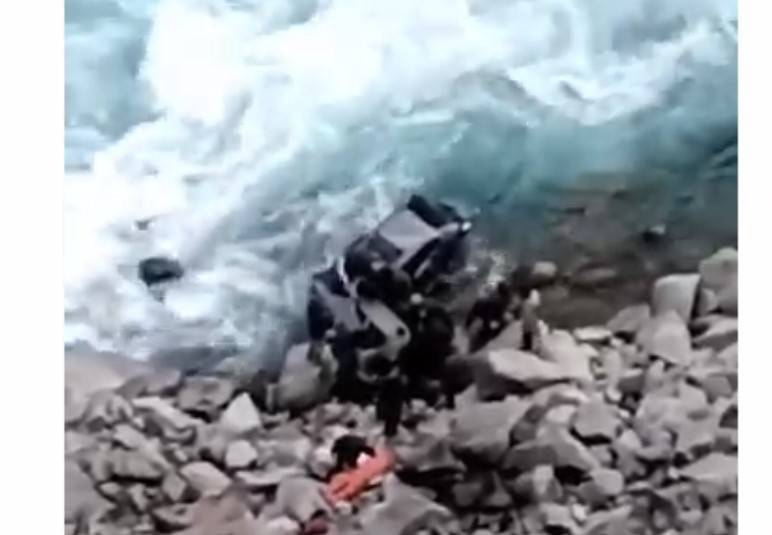 Two tourists die after car plunges into Neelum River 