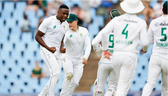 South Africa tighten grip with crucial late wickets against Pakistan in 1st Test 