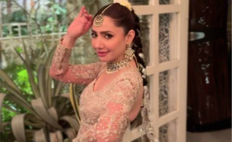 Mahira Khan’s fiery dance performance at Sheheryar Munawar’s Sangeet event