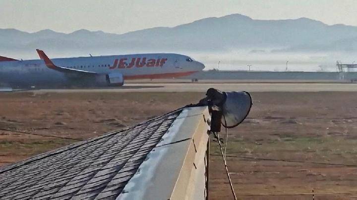 Second Jeju Air flight suffers landing gear problem