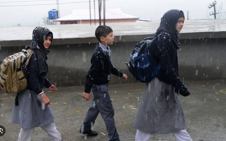 Winter vacation extended in AJK schools, colleges