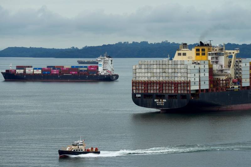 Panama marks canal handover anniversary in shadow of Trump threat