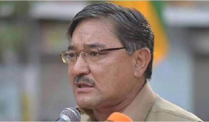 Balochistan ex-minister Khaliq Hazara injured in attack at his house