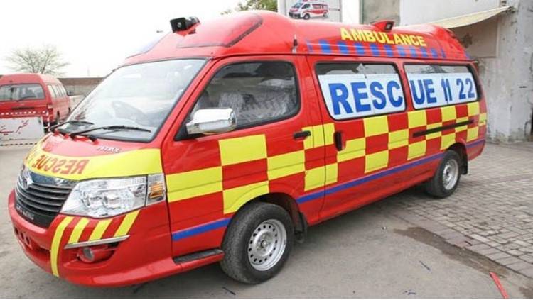 Rescue official dies after hit by 1122 van in Narowal