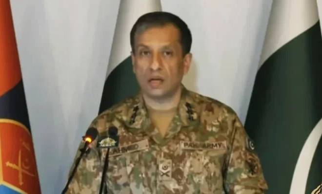 ISPR Director General holds interactive session with religious, minority leaders