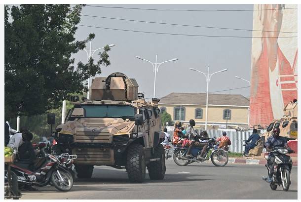 Assault on Chad presidential complex leaves 19 dead