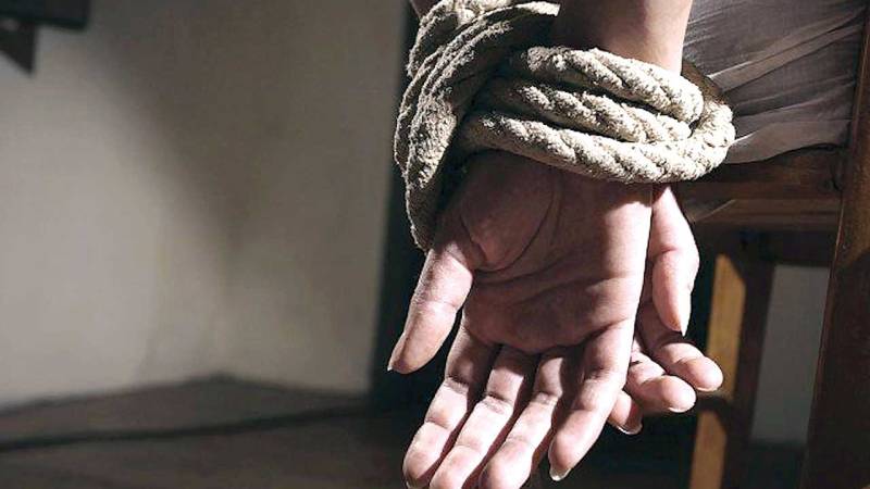 Terrorists kidnap 17 civil workers for ransom in Lakki Marwat, security forces rescue 8