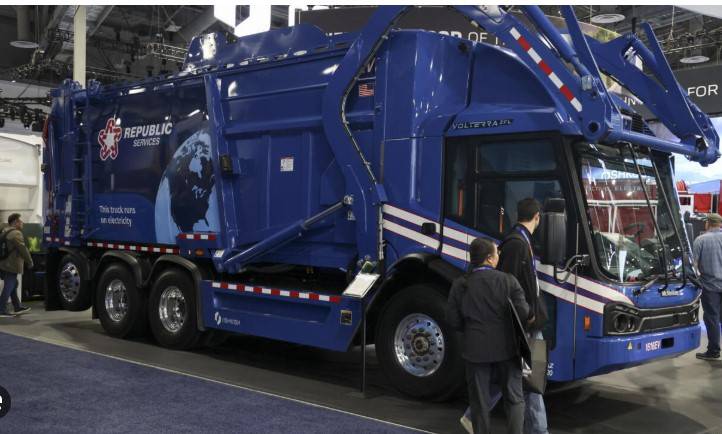 At CES, AI-powered garbage trucks reduce battery fire risk