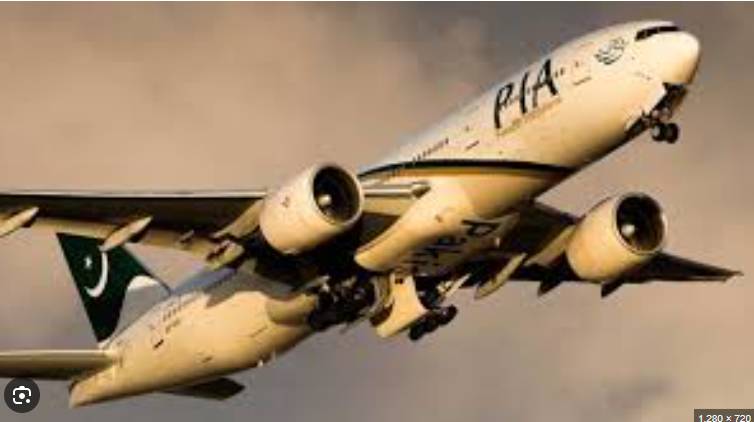 11 PIA officials enjoy free ride on first flight to Paris 