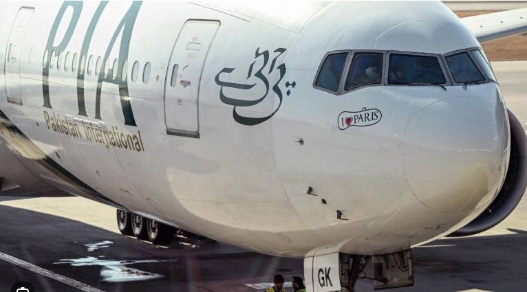 PIA’s first flight to Paris in four years returns to Islamabad 