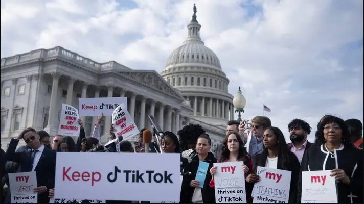 Supreme Court looks poised to uphold TikTok ban