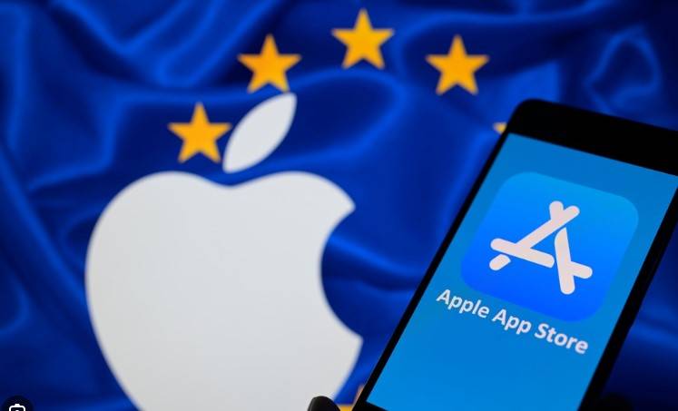 Billion-pound lawsuit against Apple over App Store opens in UK