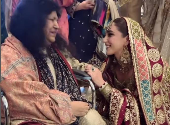 Maya Ali’s UNFORGETTABLE moments with Abida Parveen from Doha fashion show