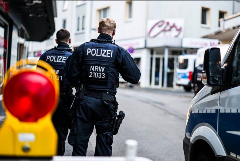 Knife attacker in Germany kills two, including child: police