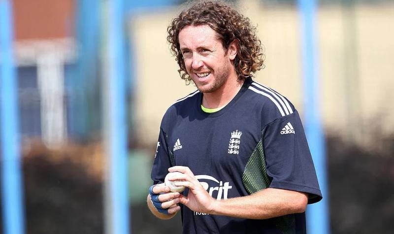 Former England cricketer Sidebottom reaches Pakistan for coaching 