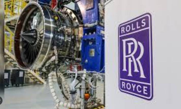 UK agrees £9 billion nuclear submarine deal with Rolls-Royce