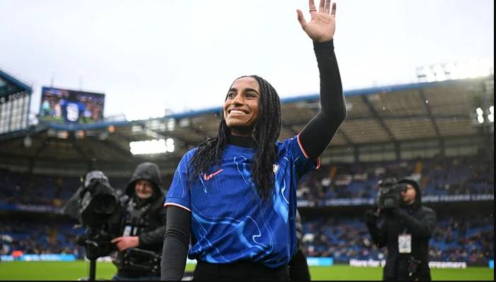 Chelsea sign USA’s Naomi Girma in reported world record deal 