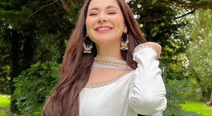 Hania Amir radiates beauty in desi dress