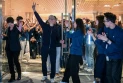 Apple 'aunties' greeted with cheers at Shanghai store opening