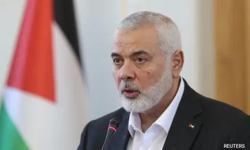 Hamas says Israeli strike kills 10 relatives of group's chief